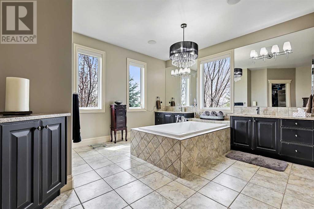Property at 600, 80018 226 Avenue W image 5