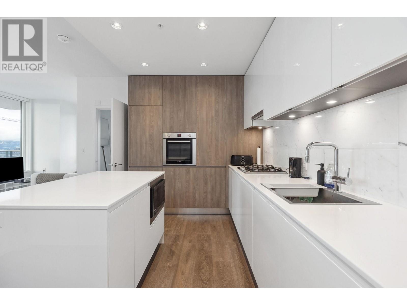 2407 4650 Brentwood Boulevard, Burnaby, British Columbia  V5C 0M3 - Photo 2 - R3002044