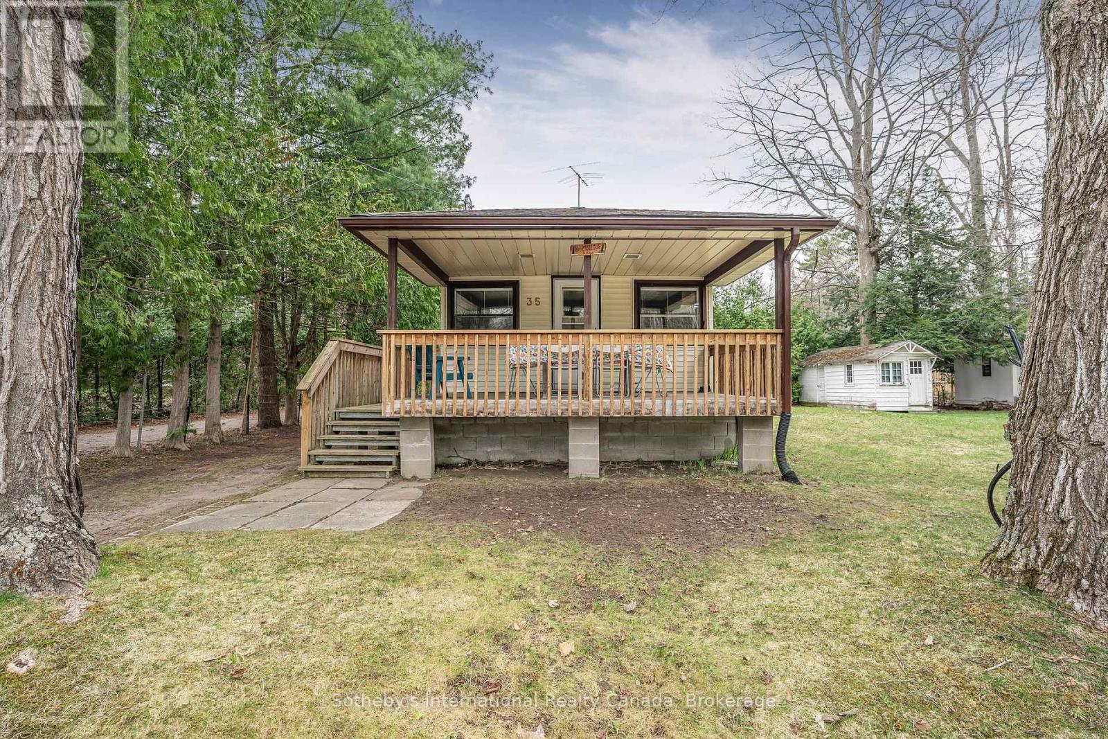 35 Roc Road, Tiny, Ontario  L0L 2J0 - Photo 3 - S12011333