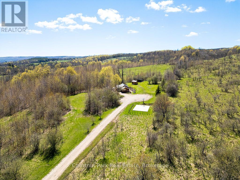 316270 3rd Line C, Grey Highlands, Ontario N0H 1N0 - Photo 4 - X12142703