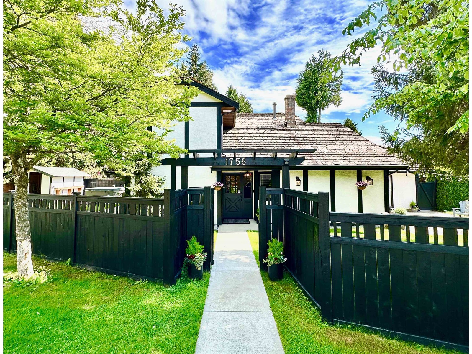 1756 148a Street, Surrey, British Columbia  V4A 6G5 - Photo 1 - R3001361