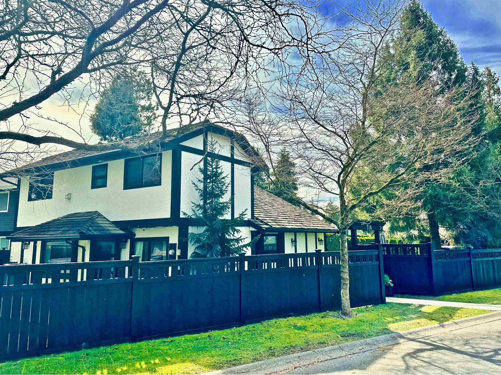 1756 148a Street, Surrey, British Columbia  V4A 6G5 - Photo 2 - R3001361