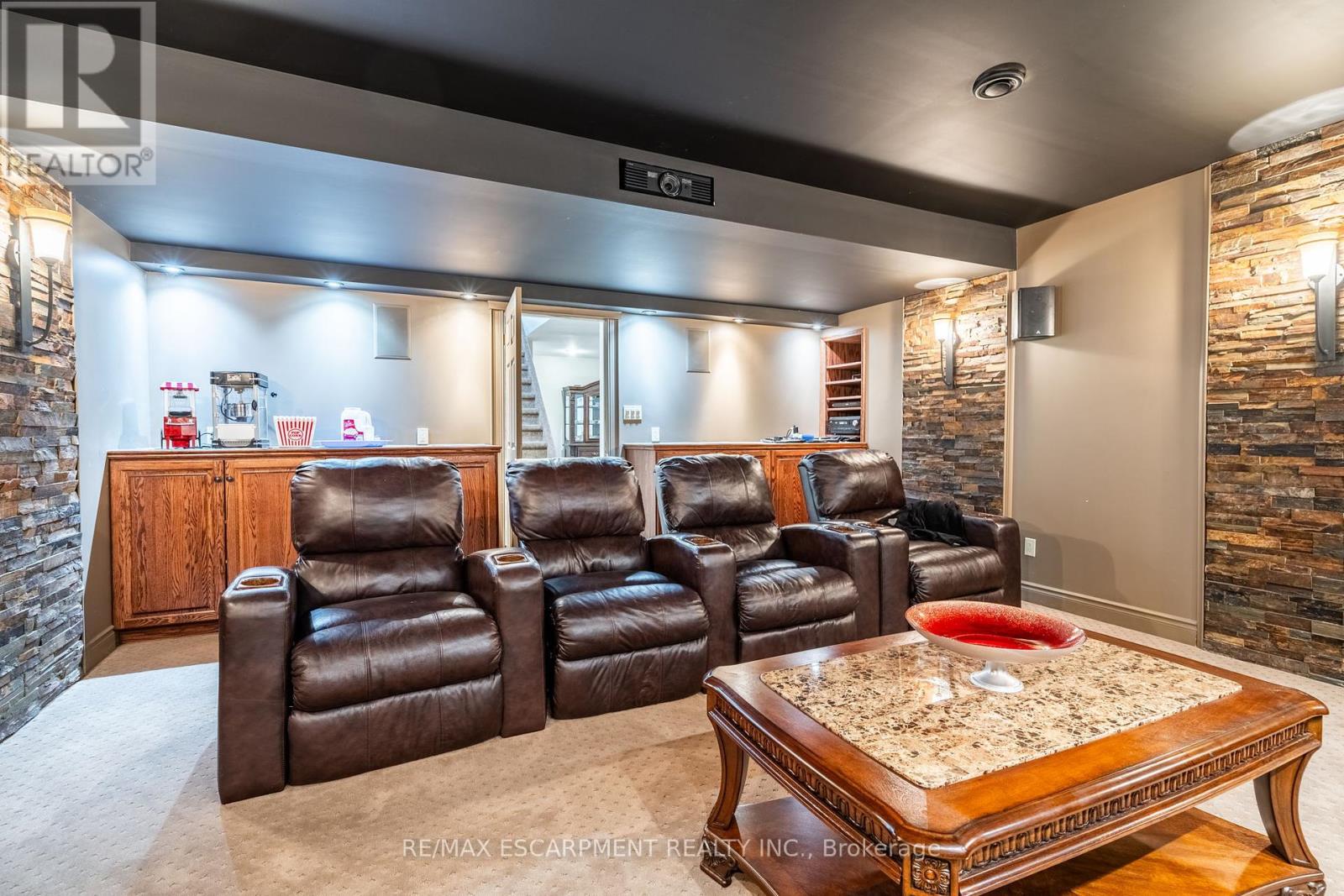 11 Palomino Drive, Hamilton, Ontario  L0R 1H3 - Photo 33 - X12015782