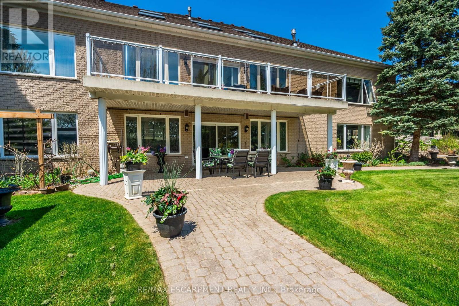 11 Palomino Drive, Hamilton, Ontario  L0R 1H3 - Photo 42 - X12015782