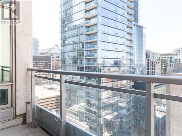 Ph206 - 8 Scollard Street, Toronto, Ontario  M5R 1M2 - Photo 16 - C12110706
