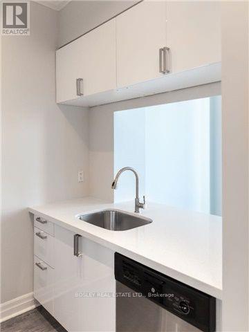Ph206 - 8 Scollard Street, Toronto, Ontario  M5R 1M2 - Photo 5 - C12110706