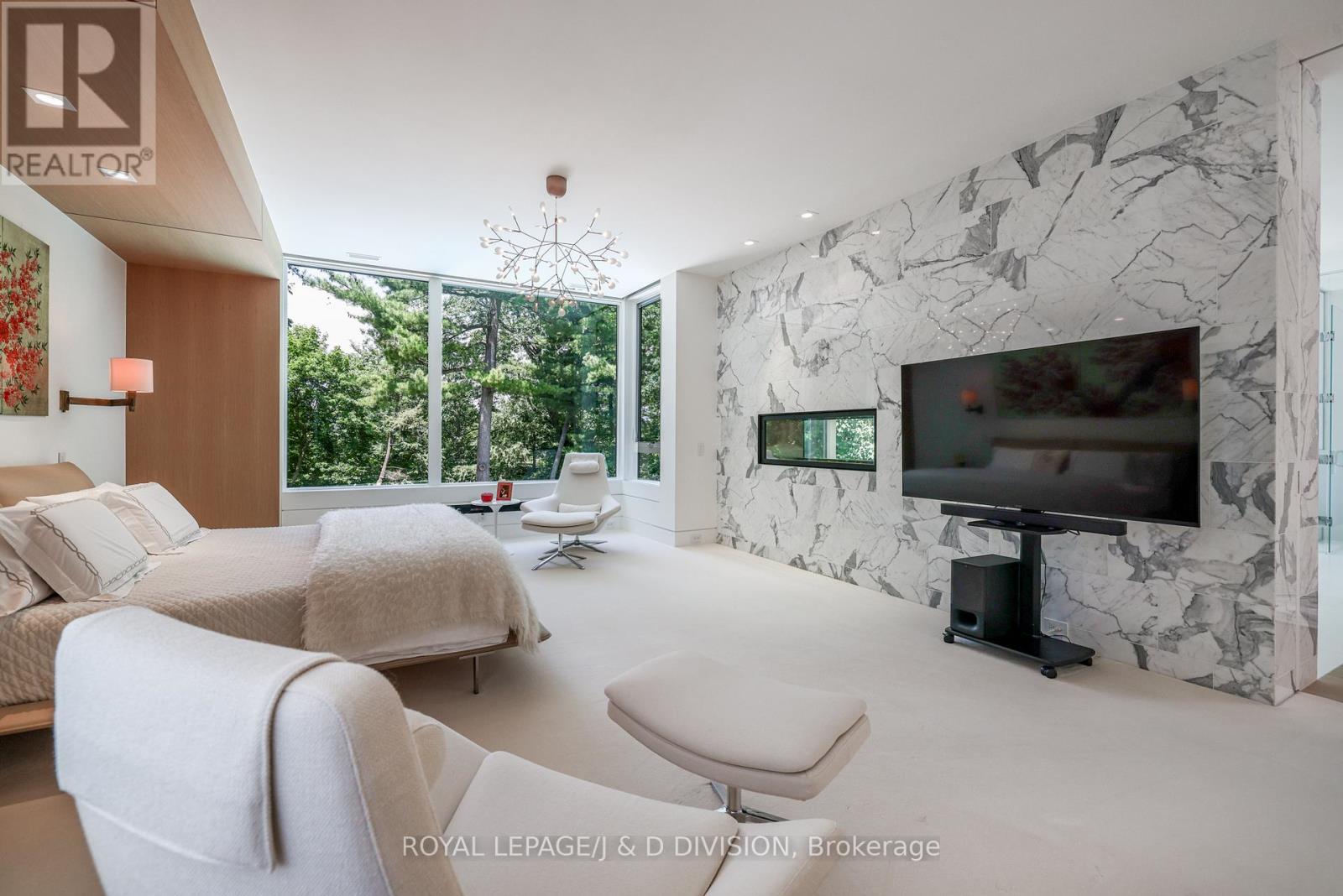 20 Forest Glen Crescent, Toronto, Ontario  M4N 2E8 - Photo 27 - C12144839