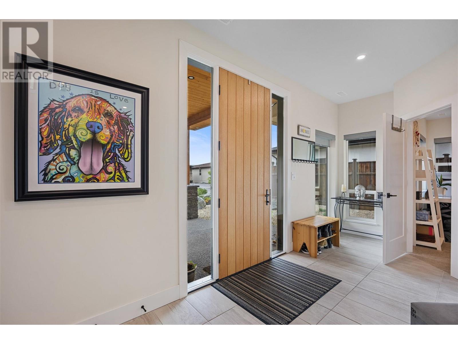 3641 Sillaro Place, Kamloops, British Columbia  V2H 0C9 - Photo 3 - 10347005