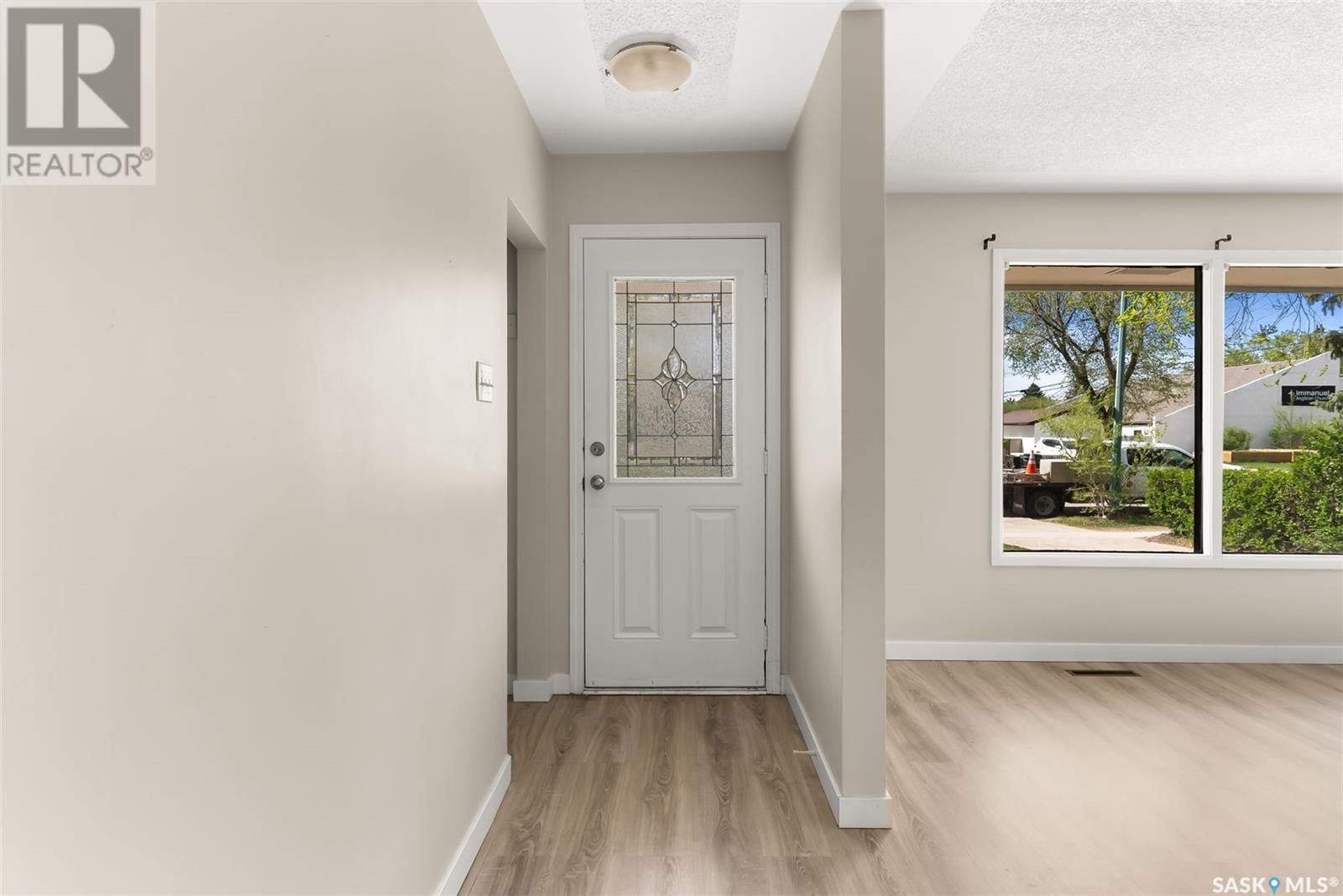 151 Massey Road, Regina, Saskatchewan  S4S 4N3 - Photo 3 - SK005674