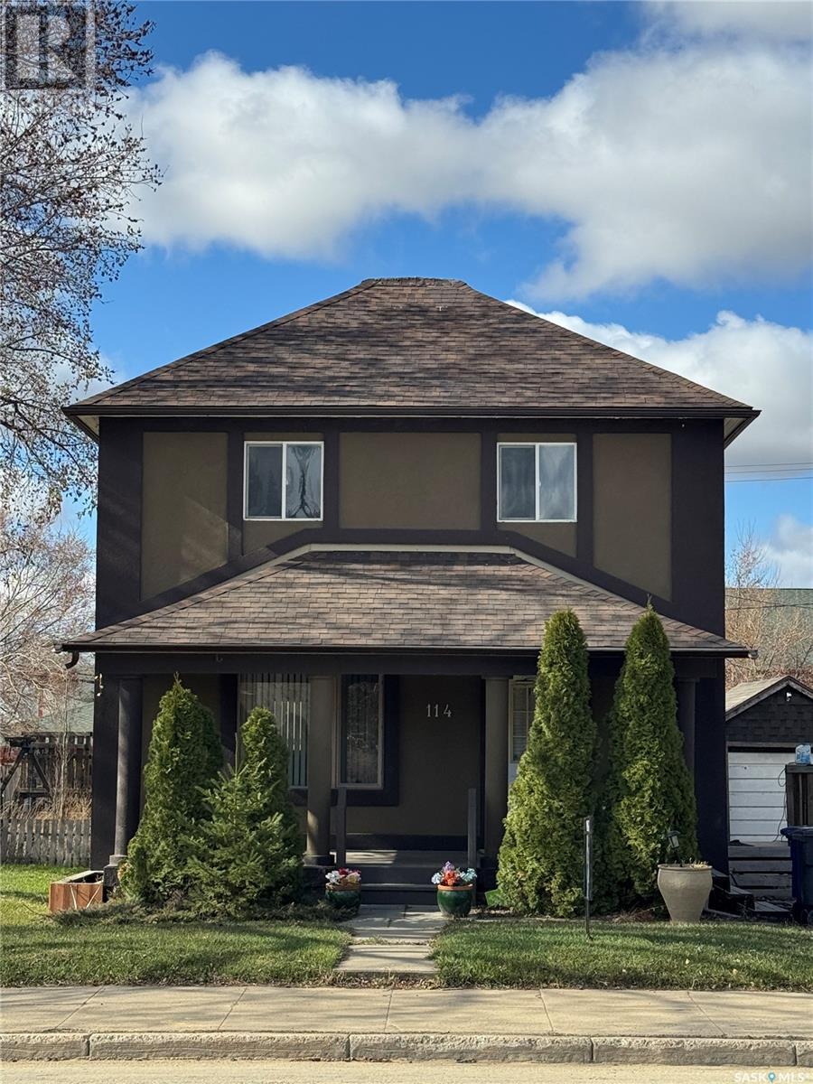 114 2nd Avenue W, Biggar, Saskatchewan  S0K 0M0 - Photo 31 - SK996057