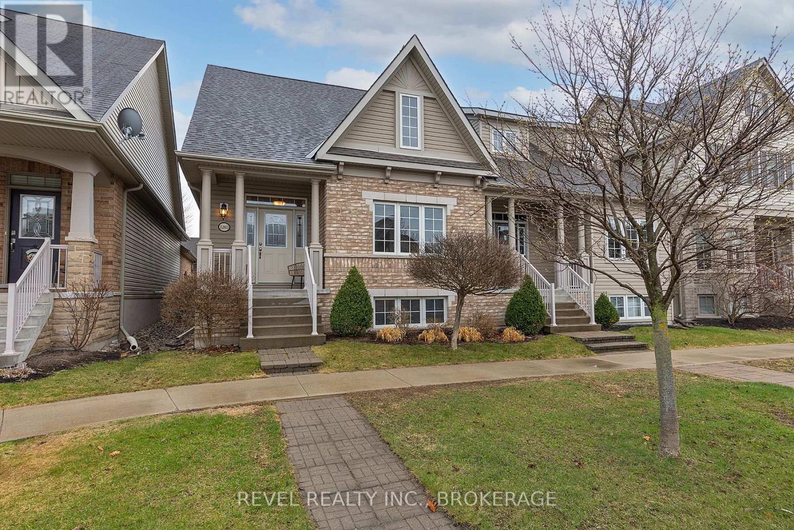 1203 Crossfield Avenue, Kingston (City Northwest), Ontario  K7P 0A5 - Photo 2 - X12145178