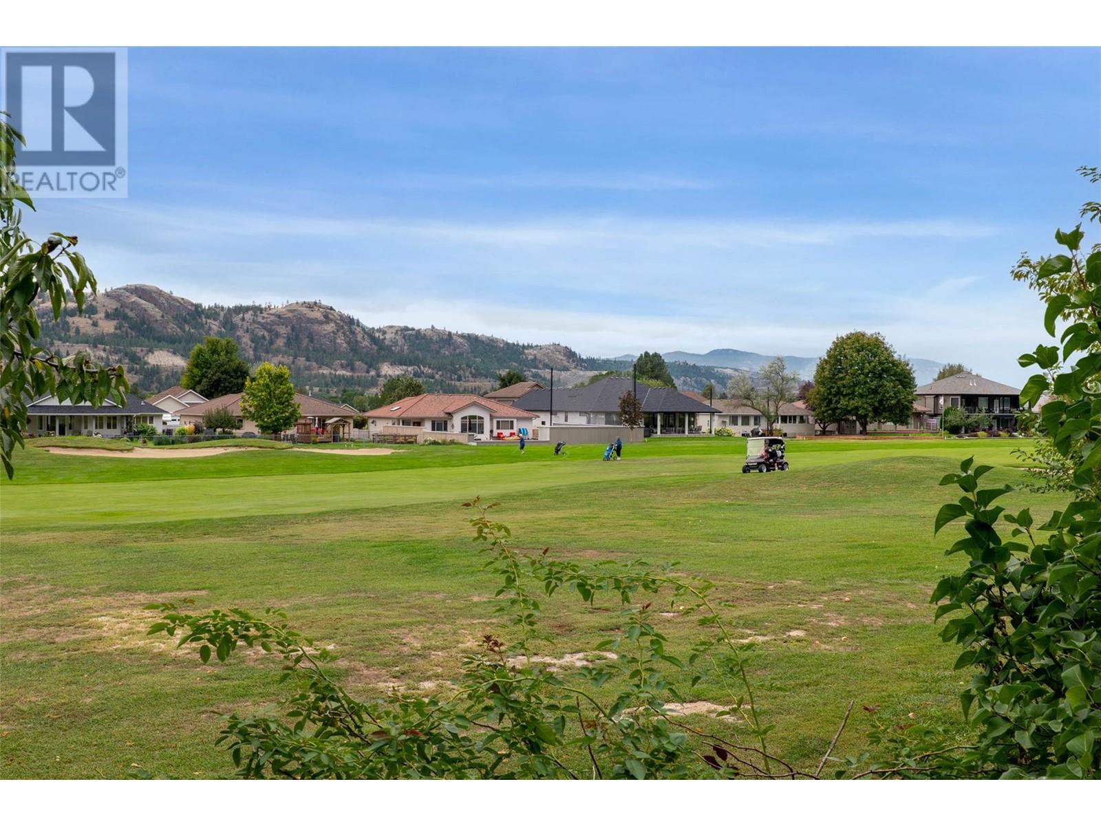 3568 Navatanee Drive, Kamloops, British Columbia  V2H 1T7 - Photo 4 - 10347407
