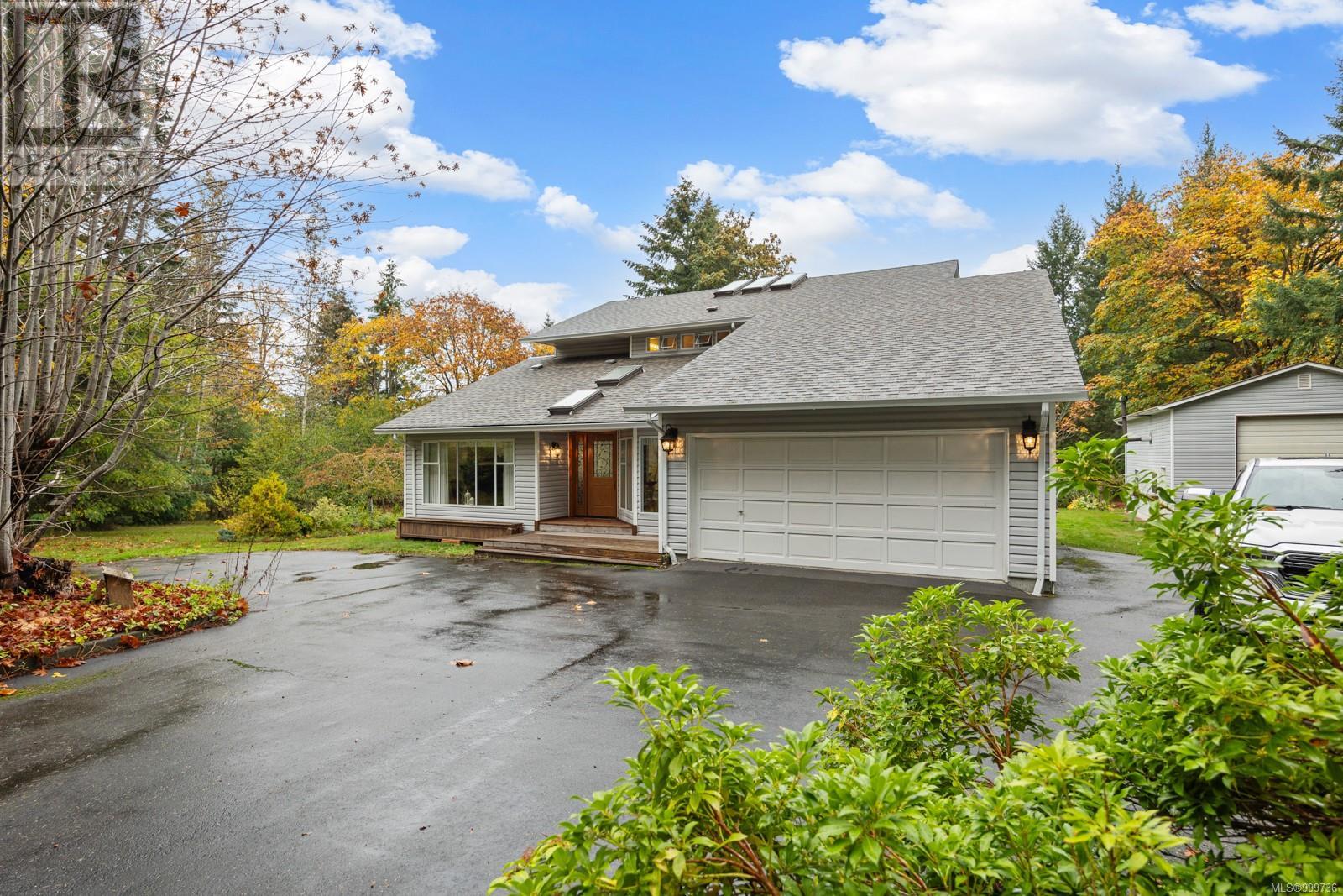 5910 Sea Terrace Rd, courtenay, British Columbia V9J1W1