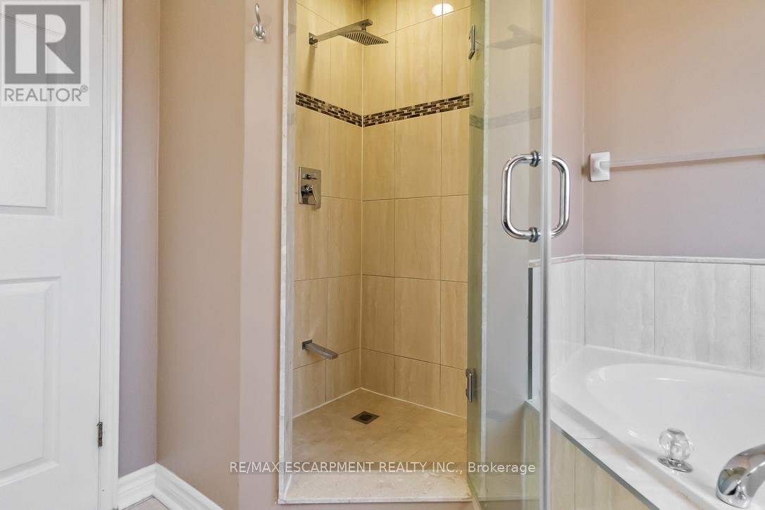 2160 Peachtree Lane, Oakville, Ontario  L6M 3W7 - Photo 30 - W12142980