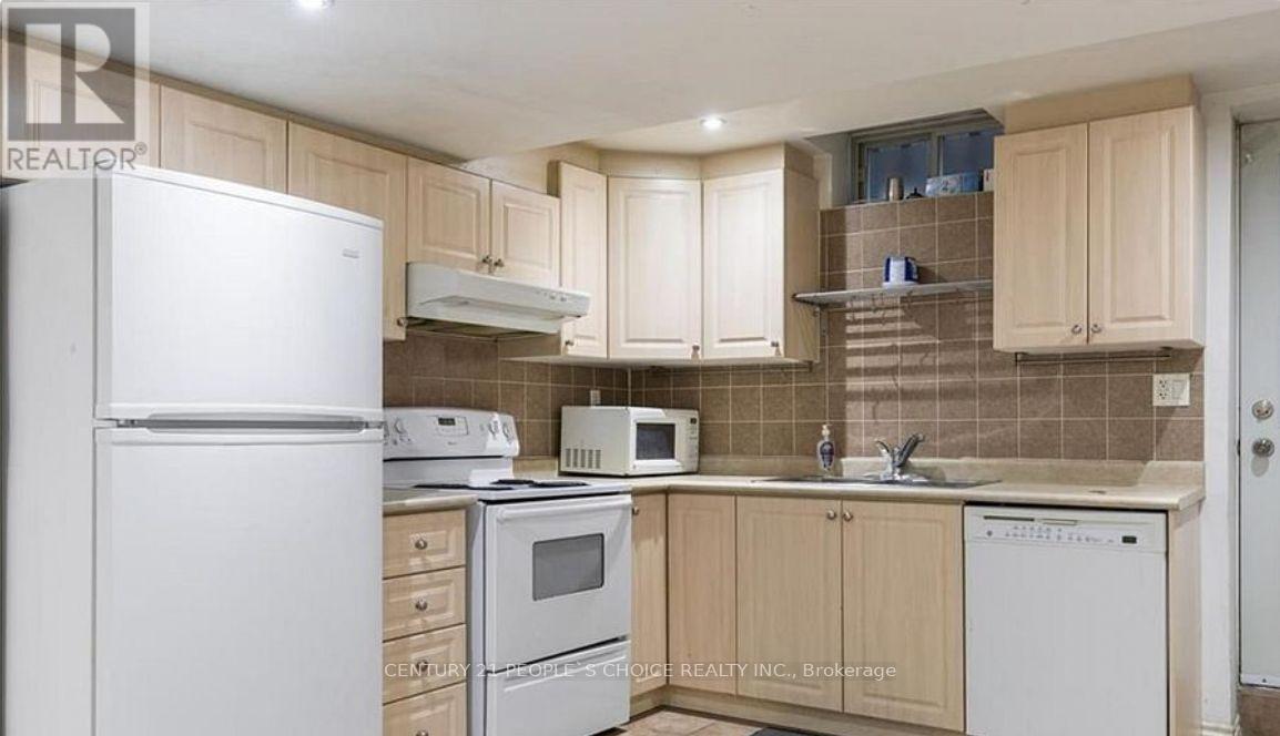 6993 Amour Terrace, Mississauga, Ontario  L5W 1G5 - Photo 25 - W12143051