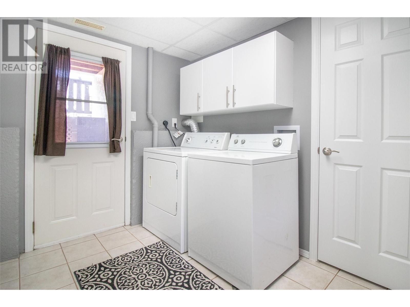 1310 Mary Court, Kelowna, British Columbia  V1X 5V3 - Photo 27 - 10347737