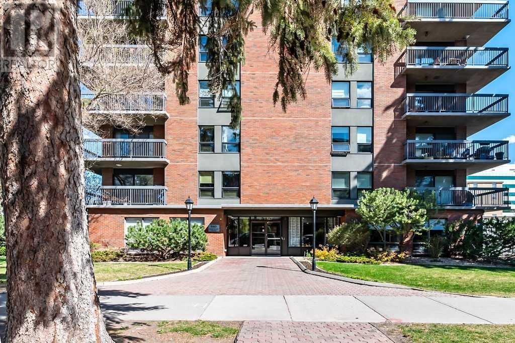 830, 540 14 Avenue Sw, Calgary, Alberta  T2R 0M6 - Photo 3 - A2218145