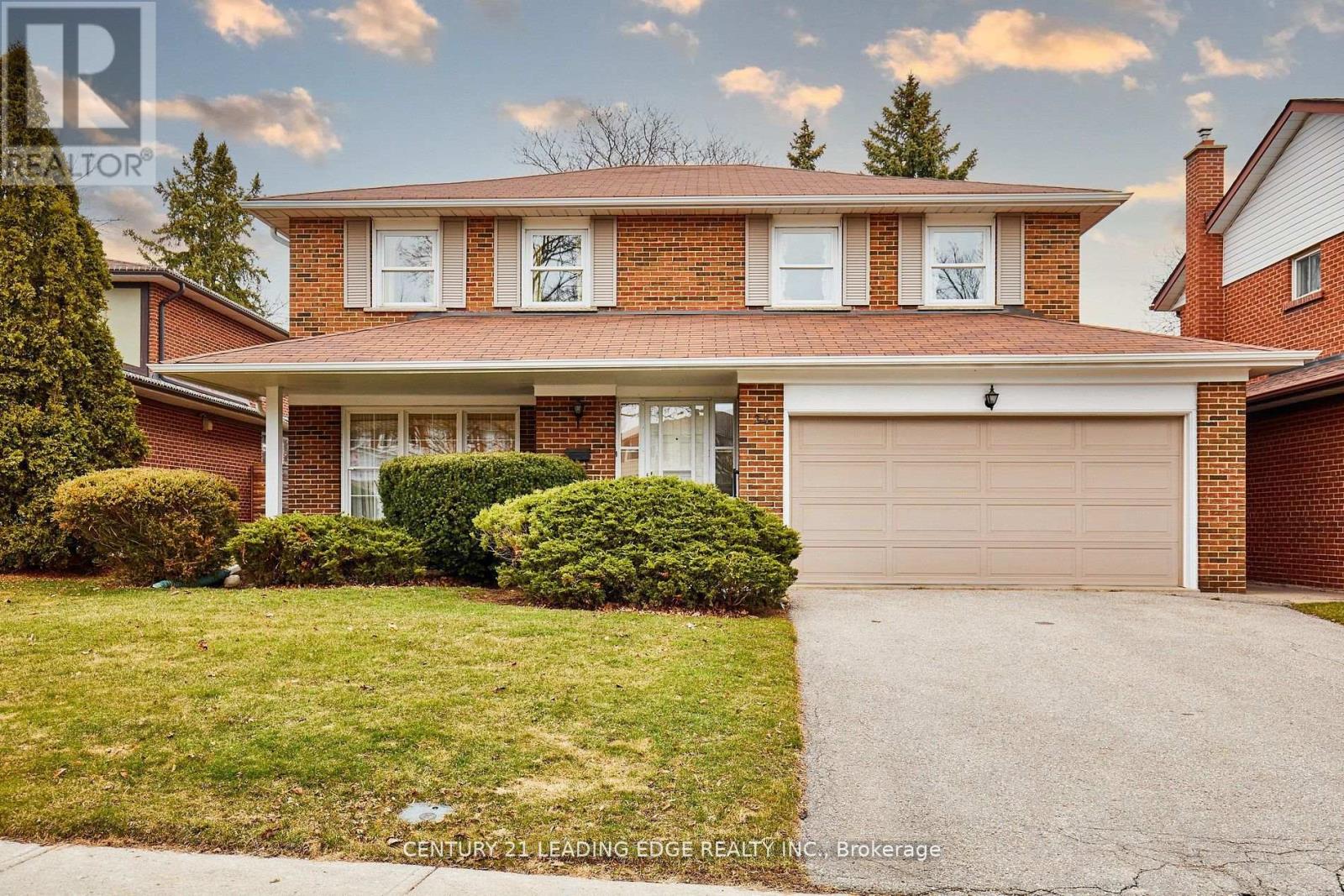 24 Dunmurray Boulevard, Toronto, Ontario  M1T 2J9 - Photo 1 - E12144448