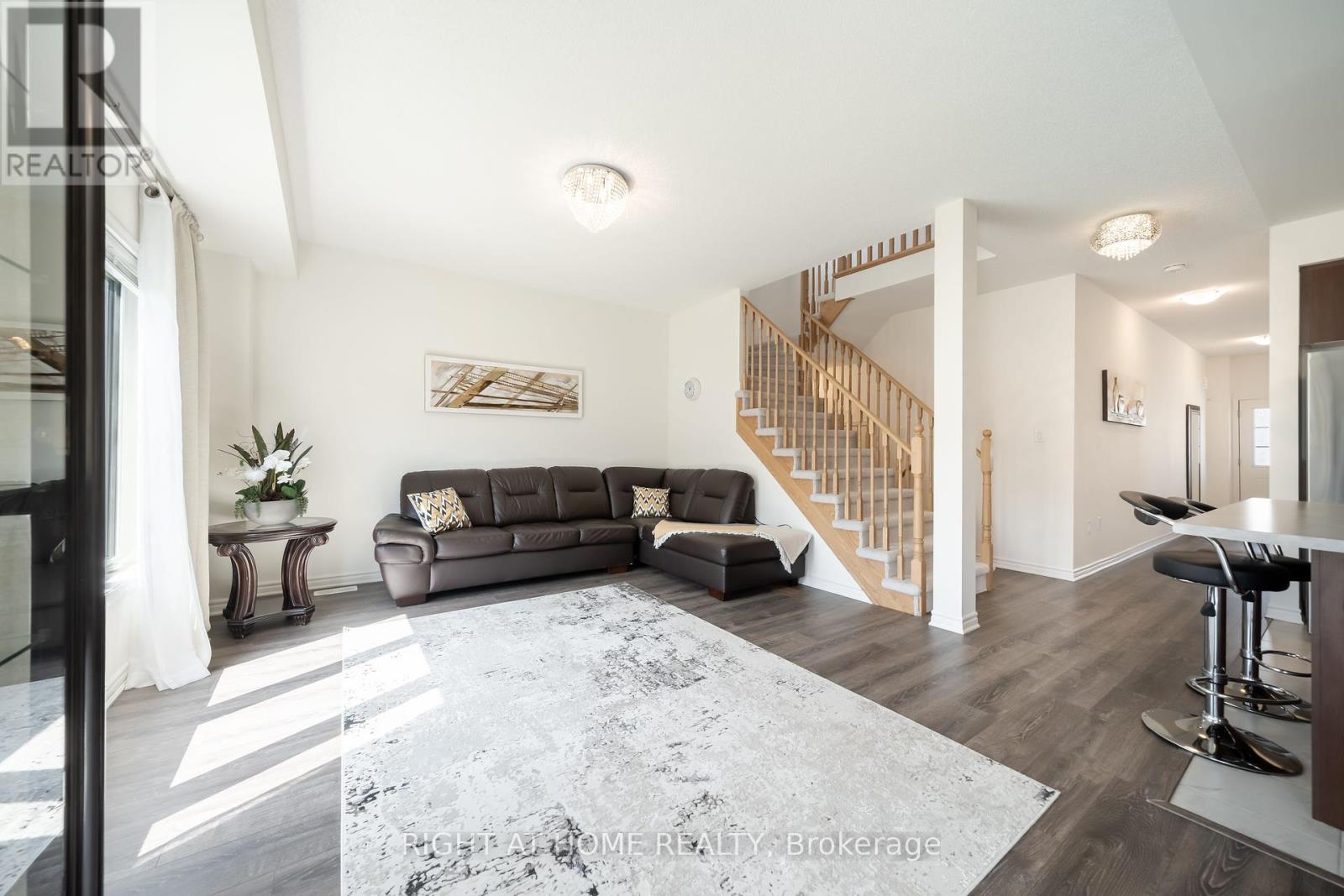 6 Bobolink Drive, Wasaga Beach, Ontario  N4G 5S4 - Photo 9 - S12053965