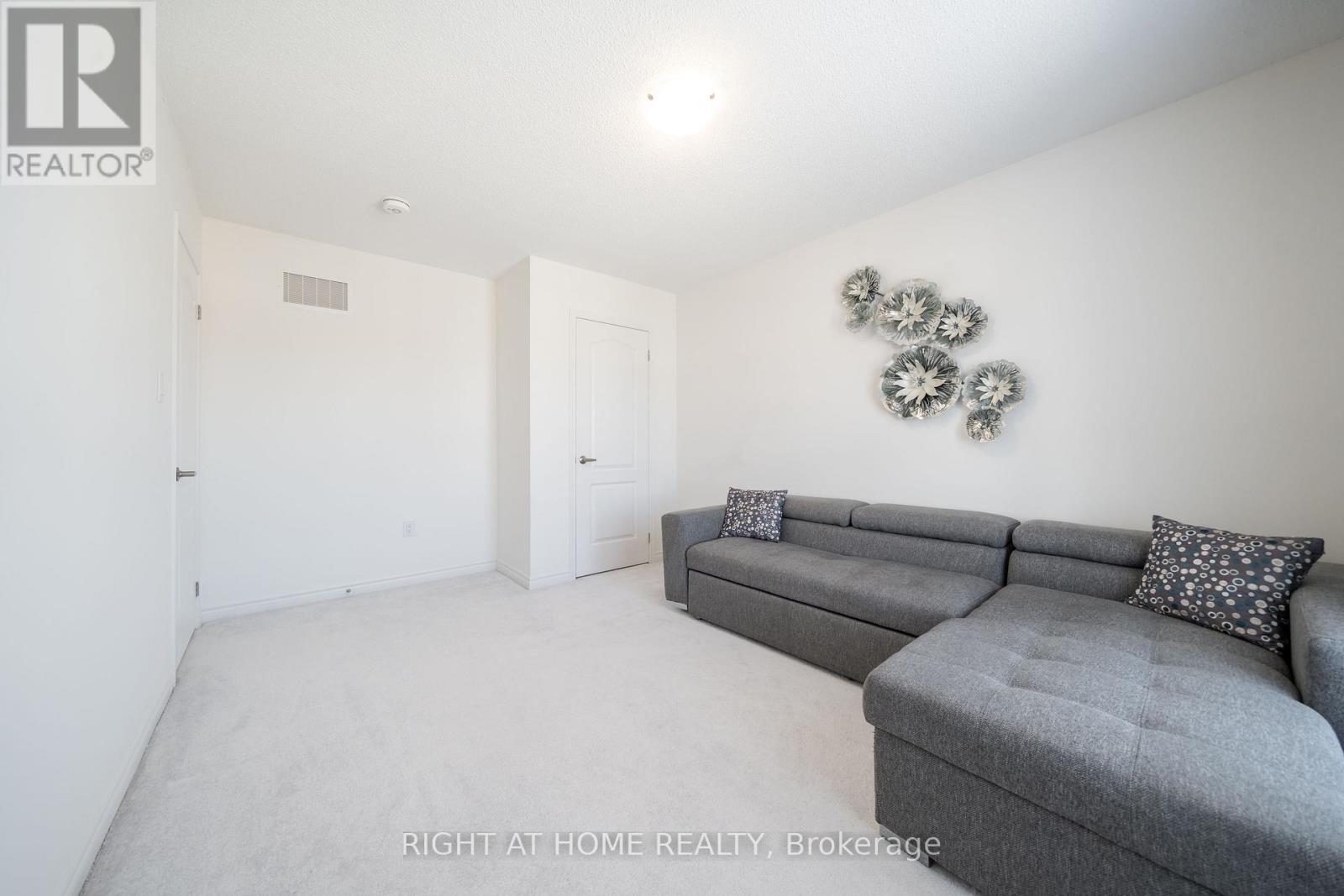 6 Bobolink Drive, Wasaga Beach, Ontario  N4G 5S4 - Photo 23 - S12053965