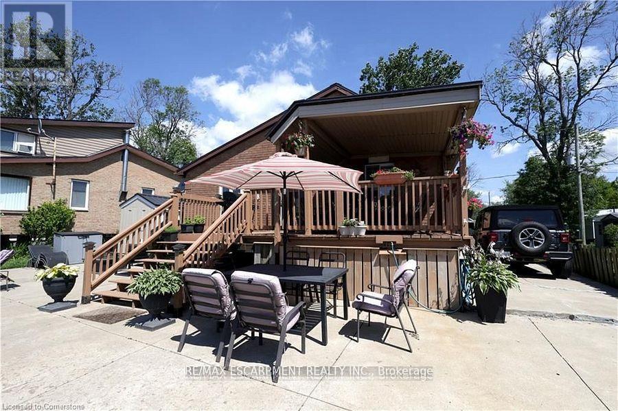 Property at 22 WINGER BAY LANE image 2