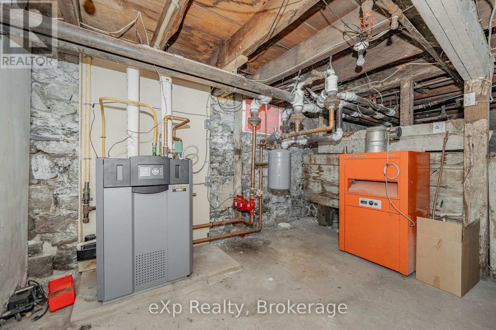 242 Dalhousie Street, Brantford, Ontario  N3S 3T9 - Photo 32 - X12145002