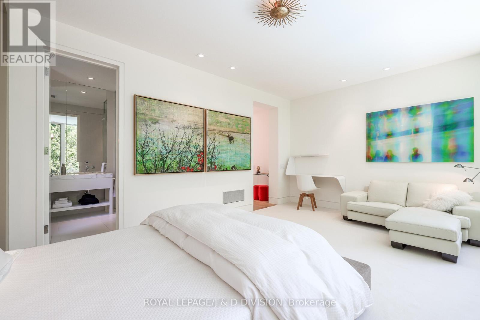 20 Forest Glen Crescent, Toronto, Ontario  M4N 2E8 - Photo 36 - C12144839
