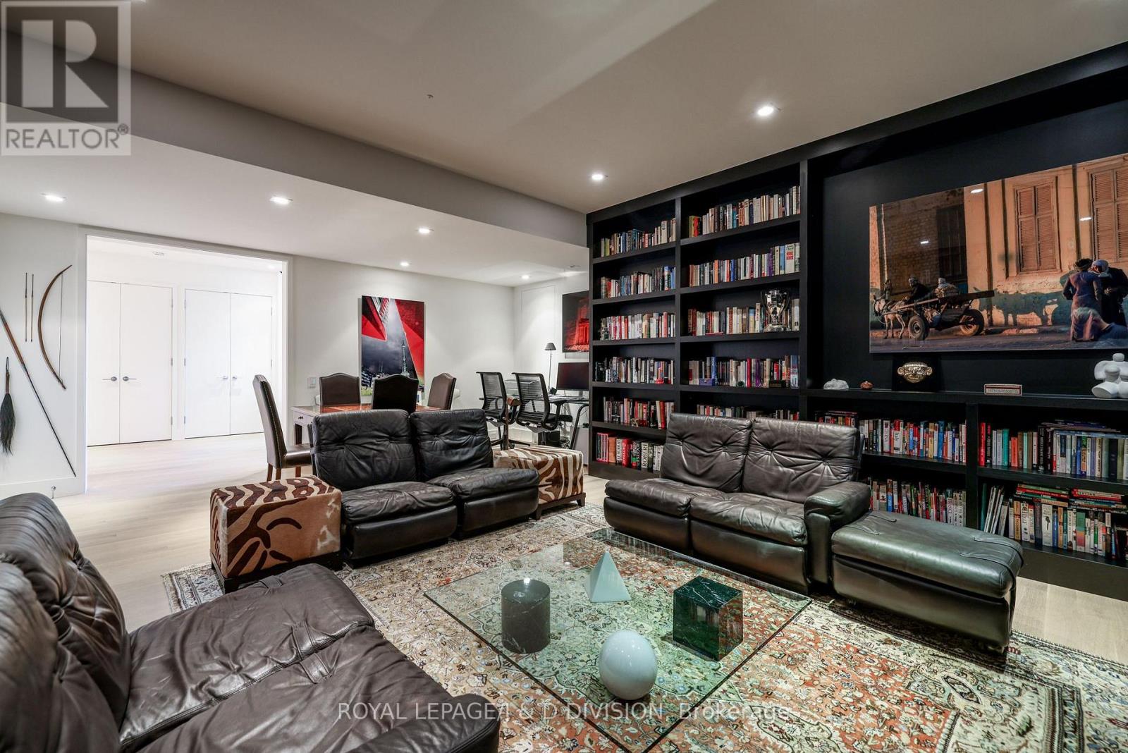 20 Forest Glen Crescent, Toronto, Ontario  M4N 2E8 - Photo 41 - C12144839