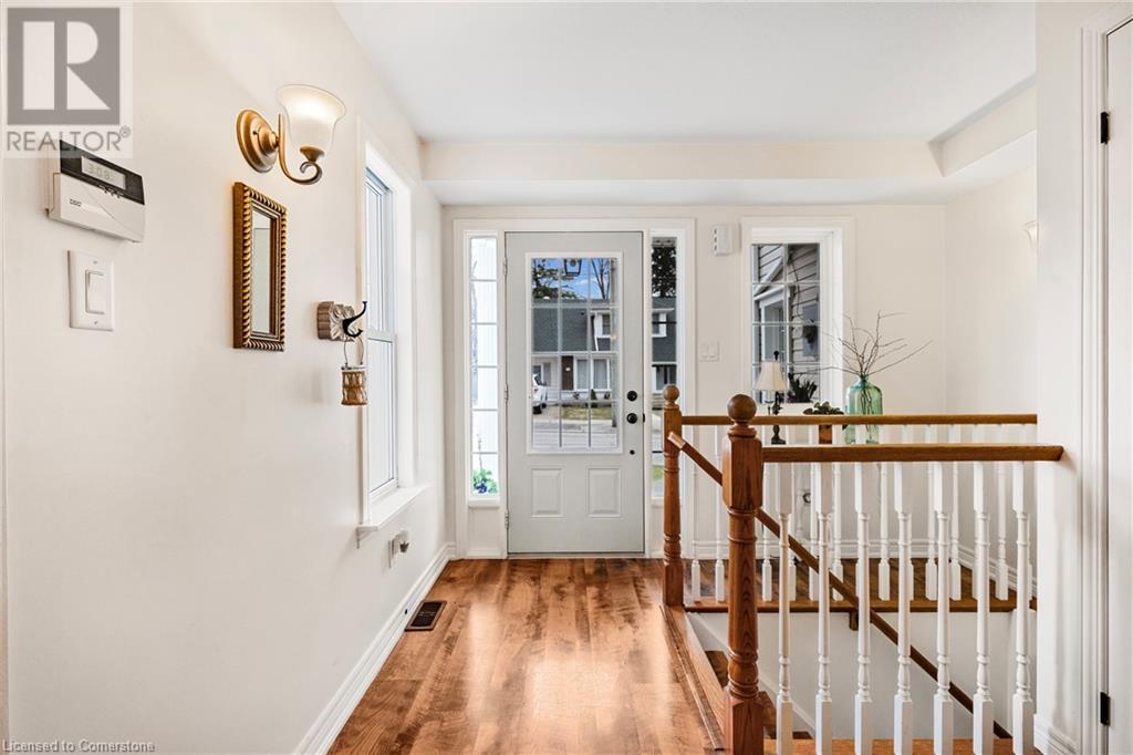 Property at 21 RAGLAN Street image 5