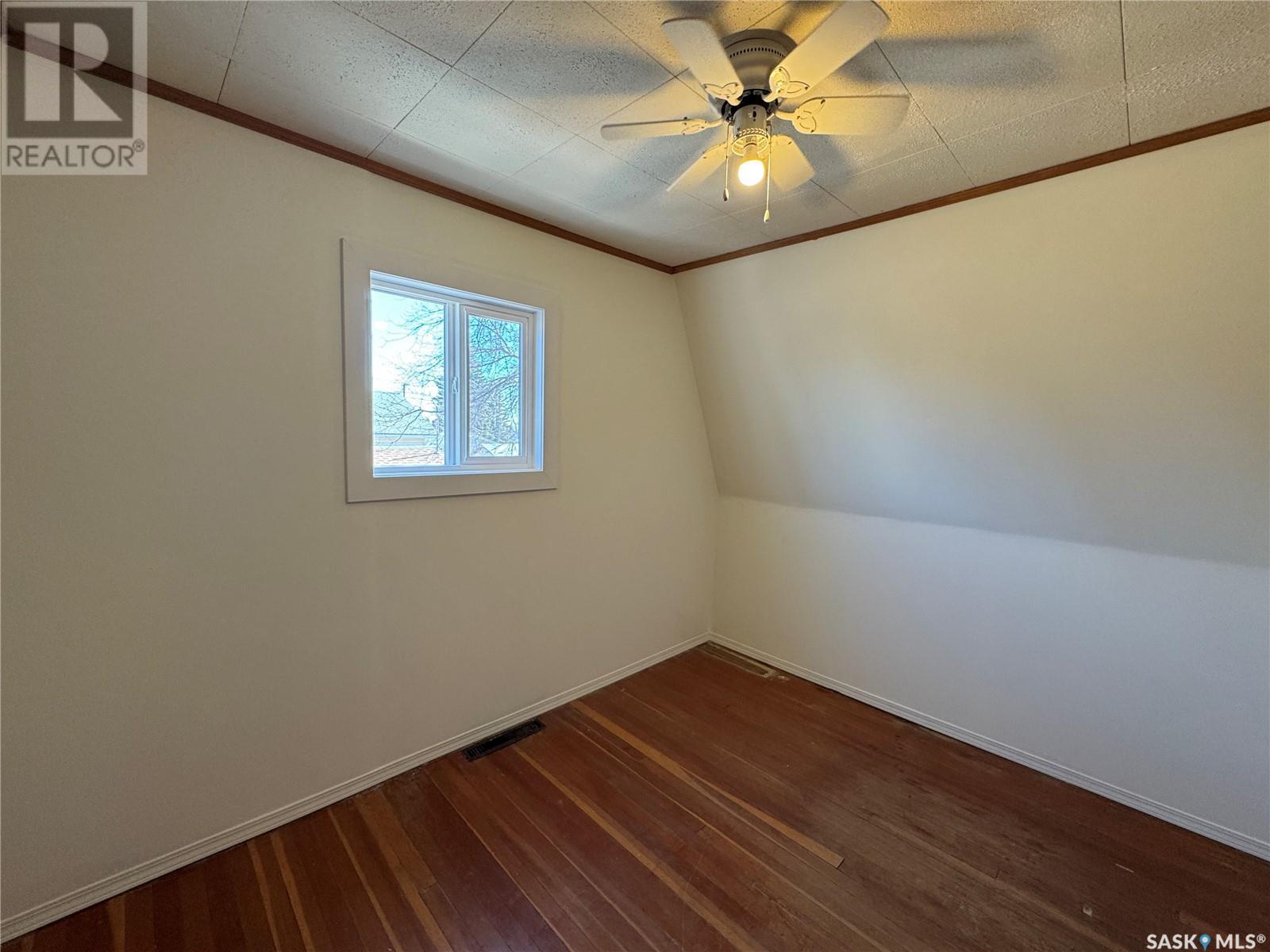 110 5th Avenue W, Biggar, Saskatchewan  S0K 0M0 - Photo 24 - SK002562