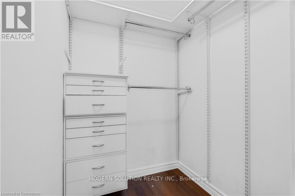 208 - 2565 Erin Centre Boulevard, Mississauga, Ontario  L5M 6Z8 - Photo 23 - W12077759