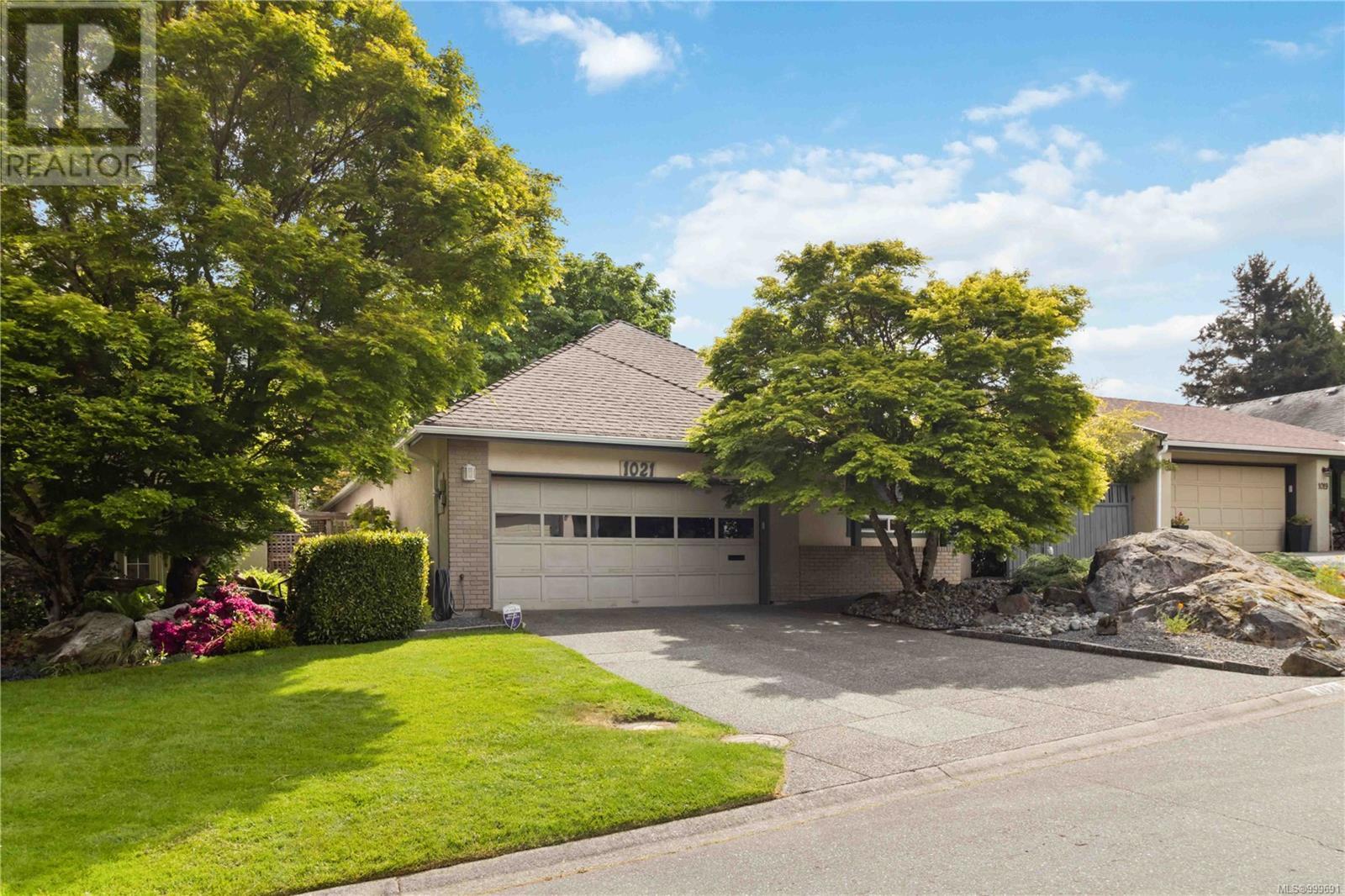 Property at 1021 Scottswood Lane image 4