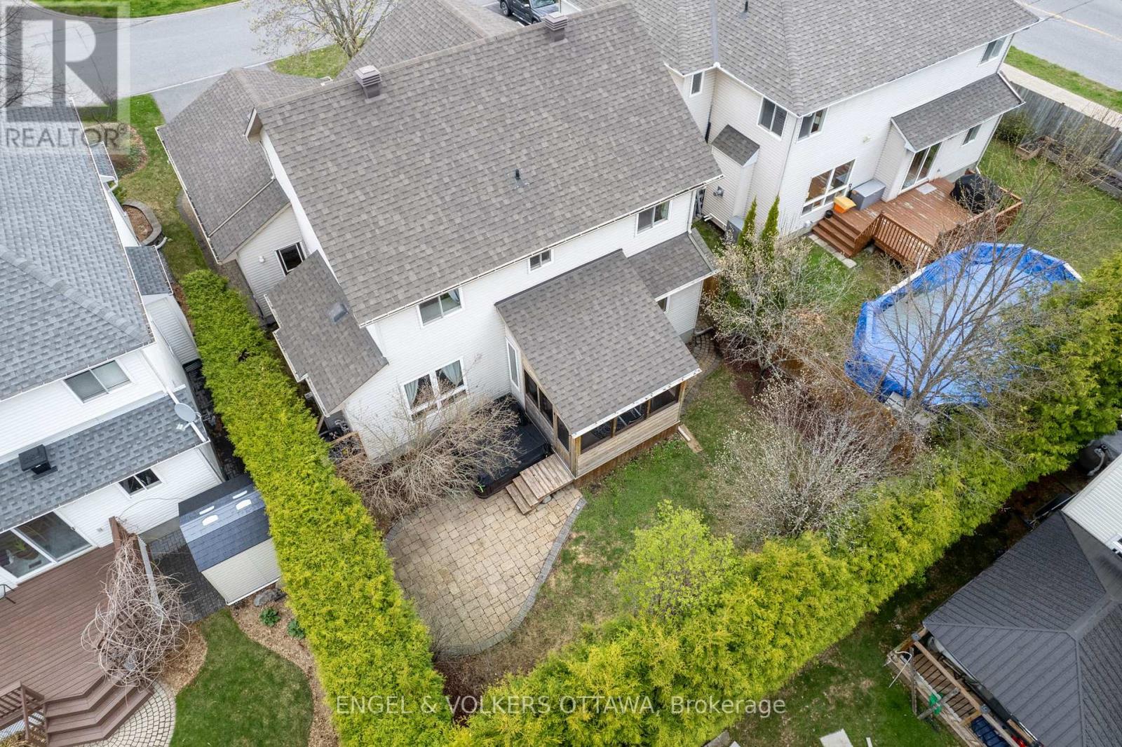 26 Thresher Avenue, Ottawa, Ontario  K2S 1X8 - Photo 37 - X12145177