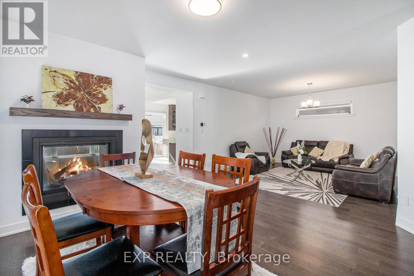 908 Embankment Street, Ottawa, Ontario  K2S 2P4 - Photo 11 - X12145214