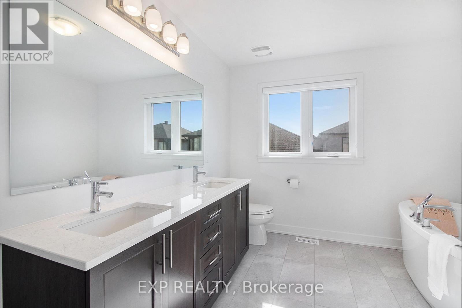 908 Embankment Street, Ottawa, Ontario  K2S 2P4 - Photo 25 - X12145214