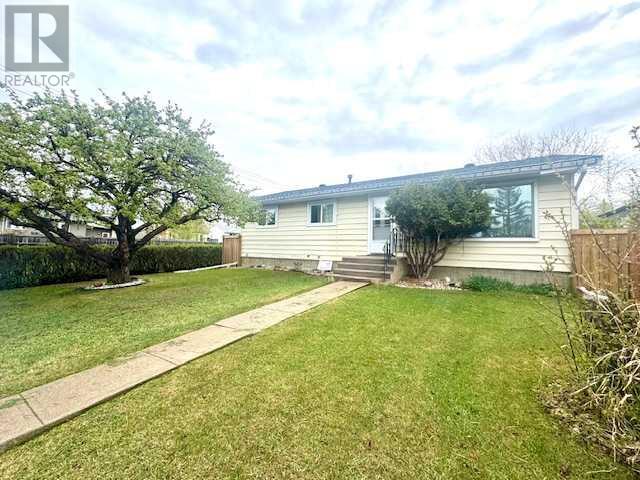 Property at 10425 96A Street image 1