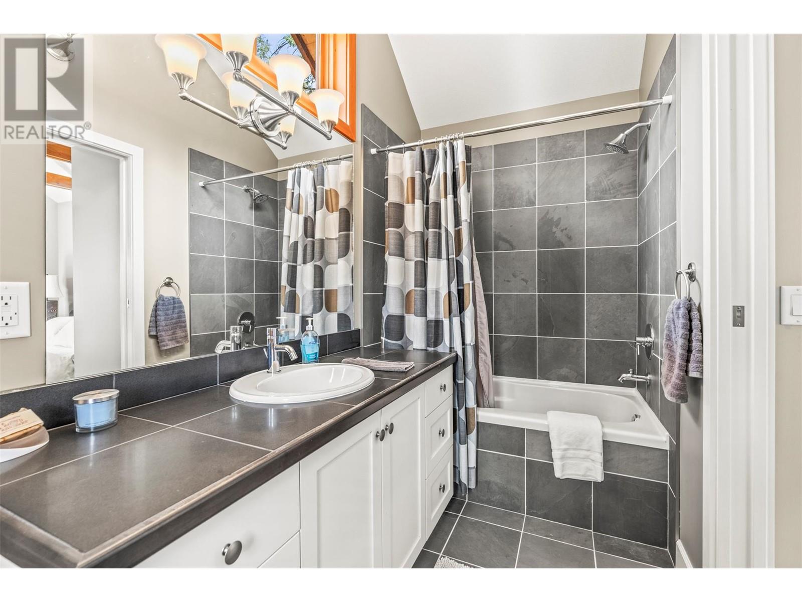 9845 Eastside Road Unit# 58, Vernon, British Columbia  V1H 1Z2 - Photo 31 - 10347689