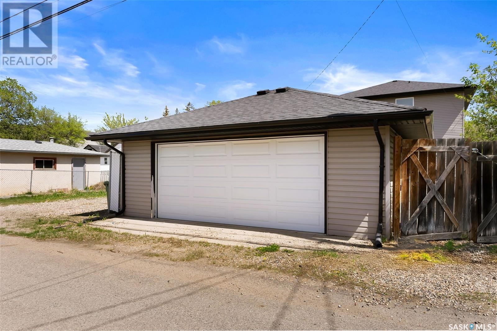 2252 Mcdonald Street, Regina, Saskatchewan  S4N 2Y8 - Photo 47 - SK005627