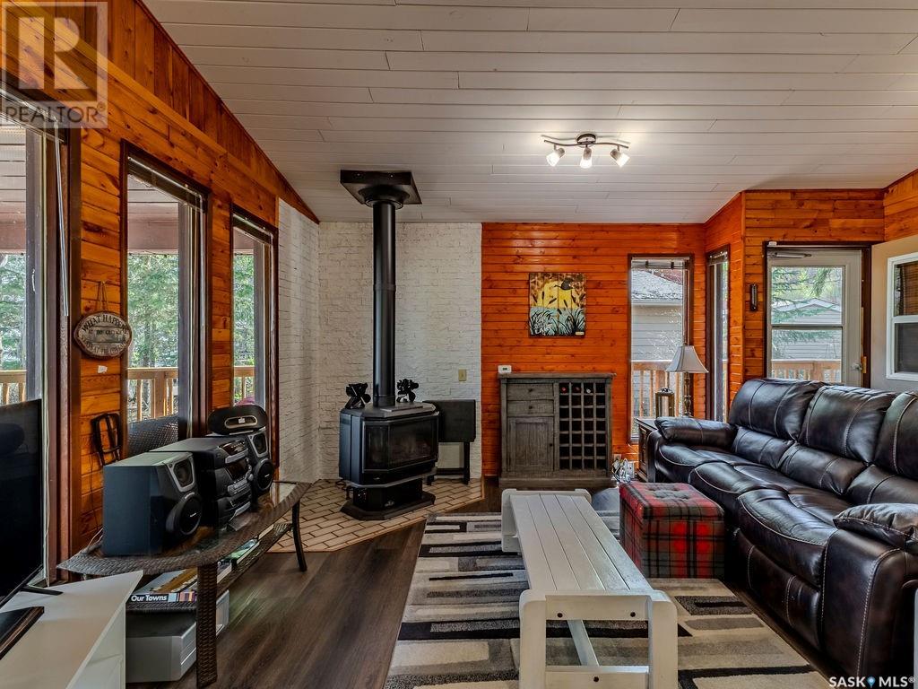 Property at 3631 Schitka Beach Dr image 4