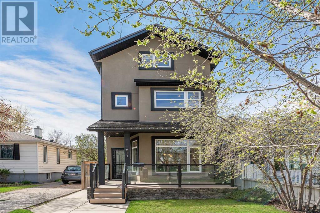 Property at 1217 18 Avenue NW image 1