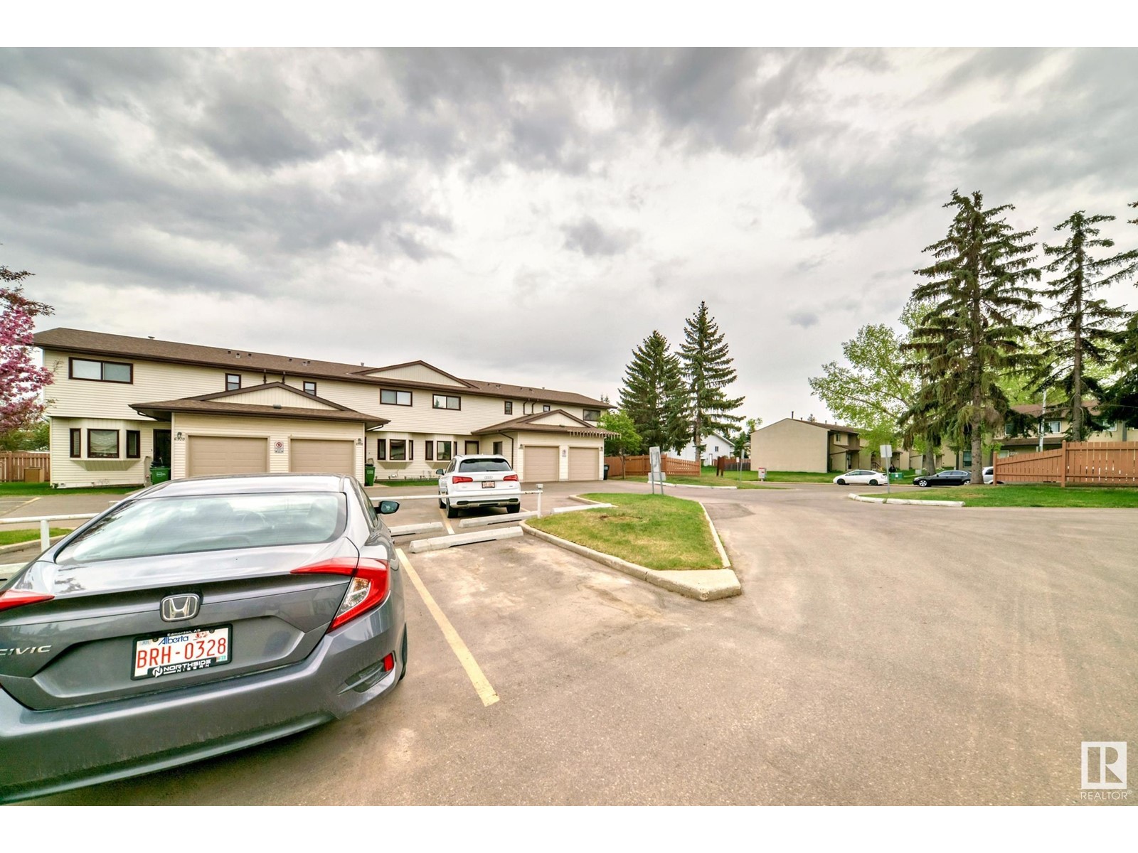 6946 31 Av Nw, Edmonton, Alberta  T6K 3X6 - Photo 52 - E4436175