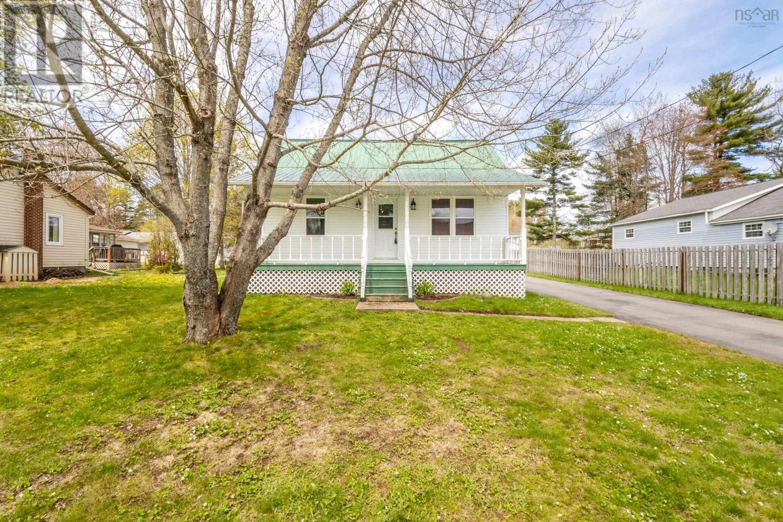 Property at 511 Bill Street image 2