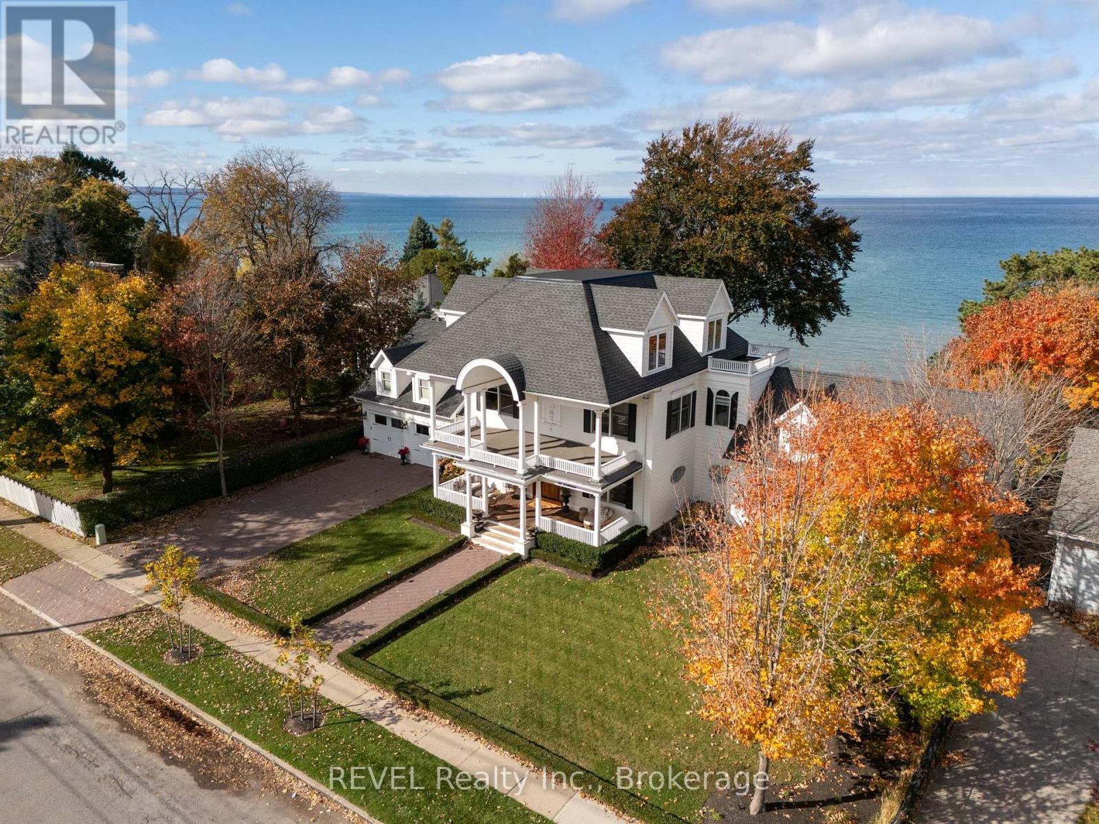 30 Dalhousie Avenue, St. Catharines, Ontario  L2N 4W4 - Photo 5 - X12145315