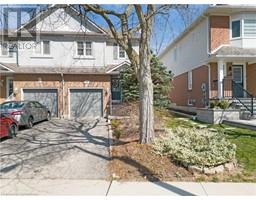 10 THORNLODGE Drive, Hamilton, Ontario