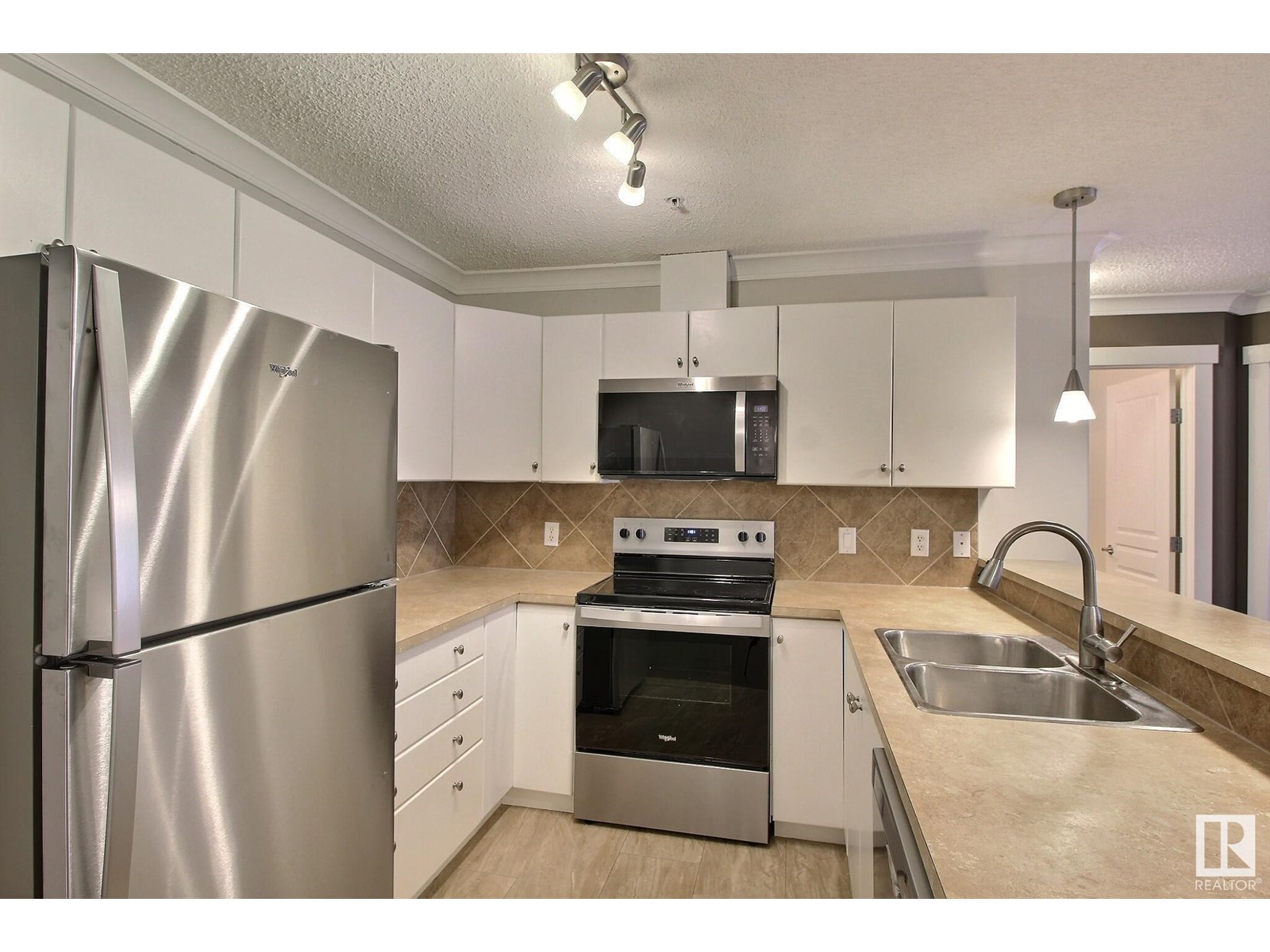#108 16035 132 St Nw, Edmonton, Alberta  T6V 0B4 - Photo 4 - E4436185