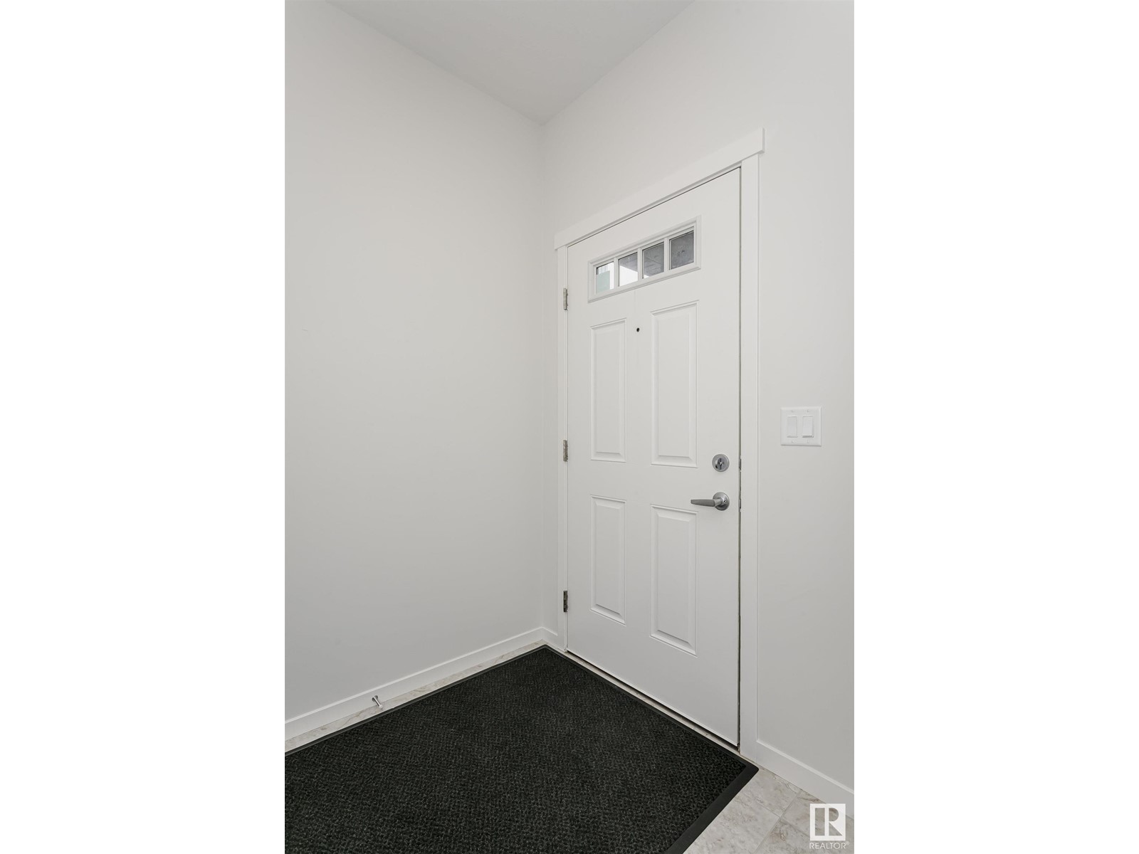 7575 176 Av Nw, Edmonton, Alberta  T5Z 0R3 - Photo 4 - E4436188