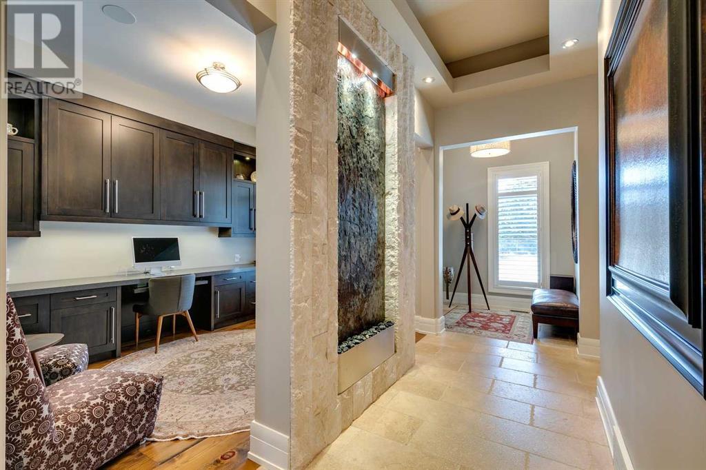 Property at 994 Shawnee Drive SW image 2