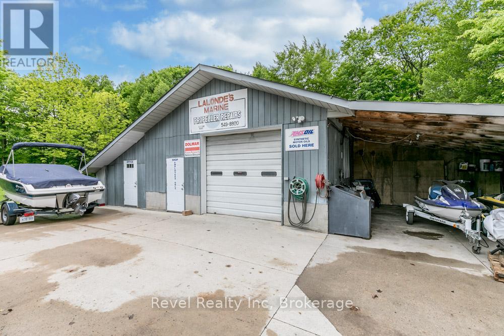 Property at 1710 GOLF LINK ROAD image 4