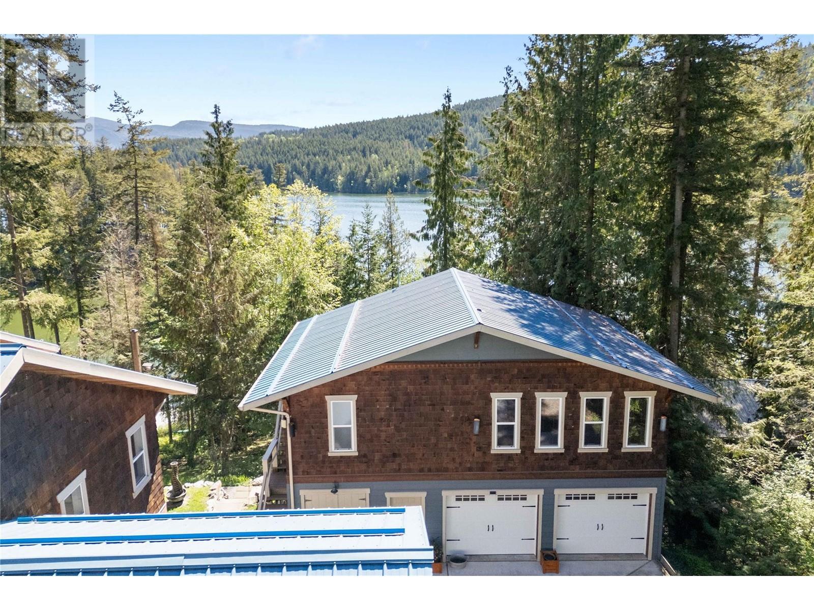 701 Park Road, Enderby, British Columbia  V4Y 4H6 - Photo 3 - 10347367