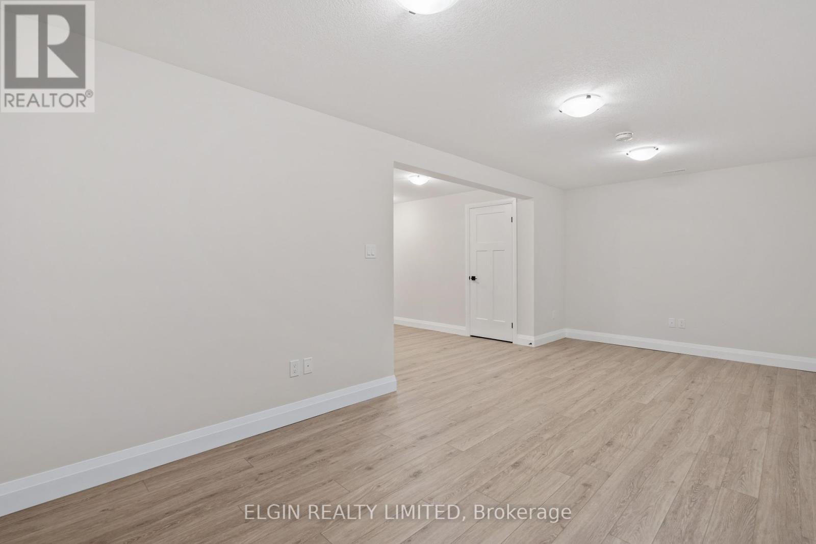 27-49 Royal Dornoch Drive, St. Thomas, Ontario  N5R 0P4 - Photo 37 - X12121196